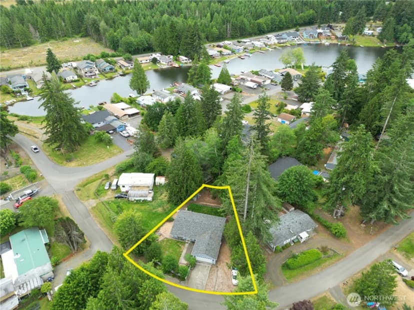 Property photo for 140 Se Foxglove Avenue, Shelton photo 34