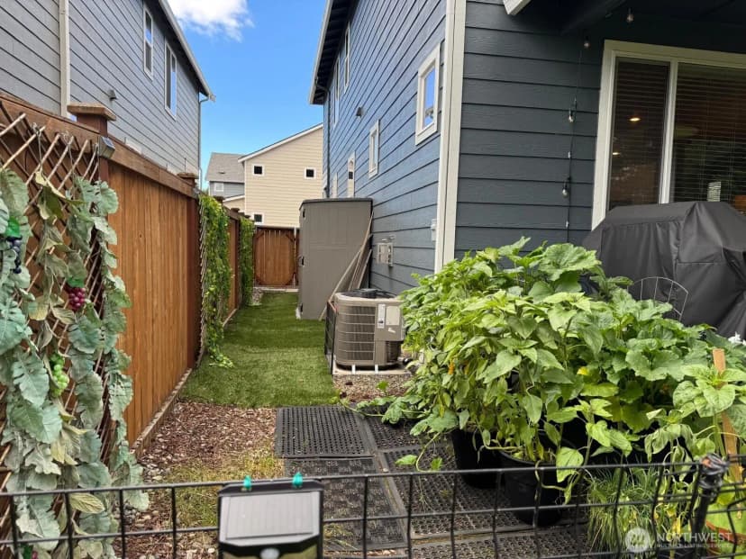 Property photo for 927 Vine Maple Street Se, Lacey photo 34