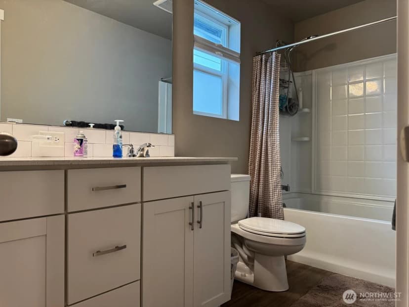 Property photo for 927 Vine Maple Street Se, Lacey photo 18