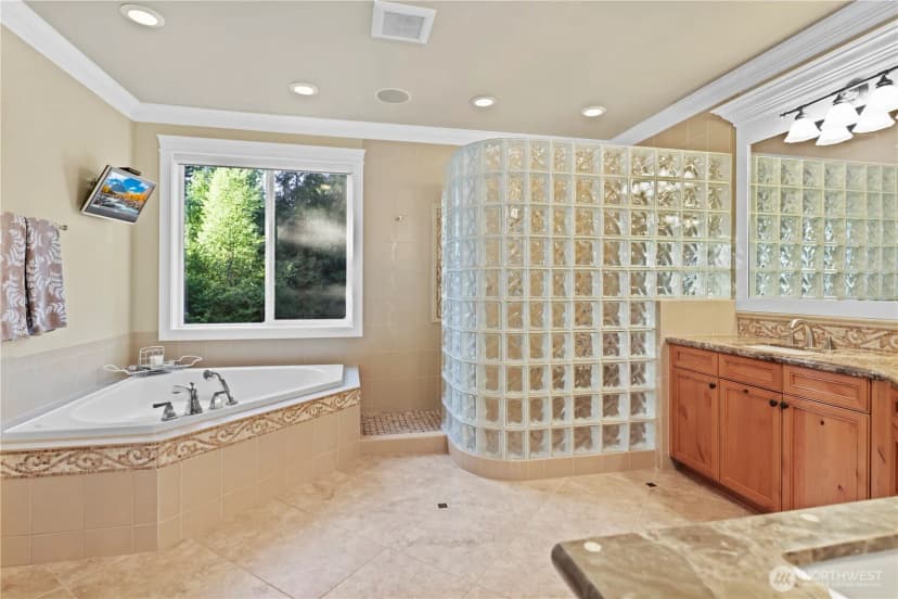 Property photo for 25122 Ne 18th Street, Sammamish photo 28