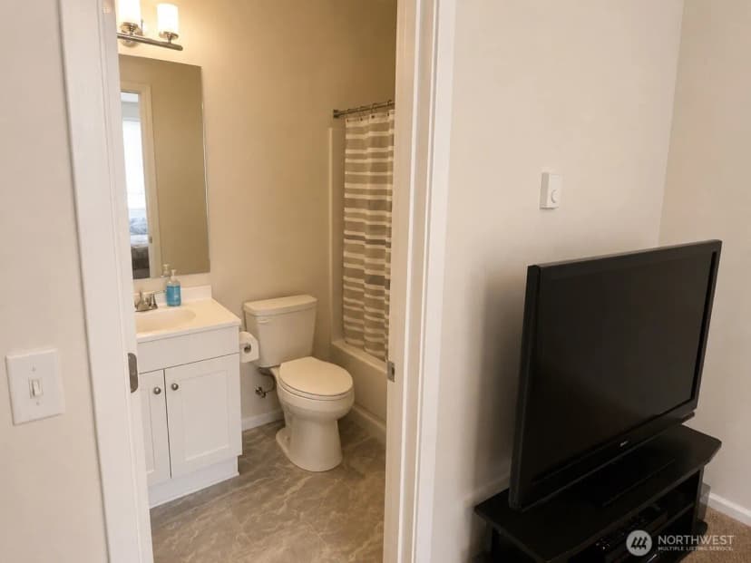 Property photo for 13304 46th Avenue Se #6, Mill Creek photo 16