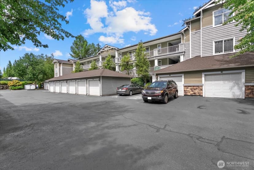 Property photo for 12712 Admiralty Way #g304, Everett photo 24