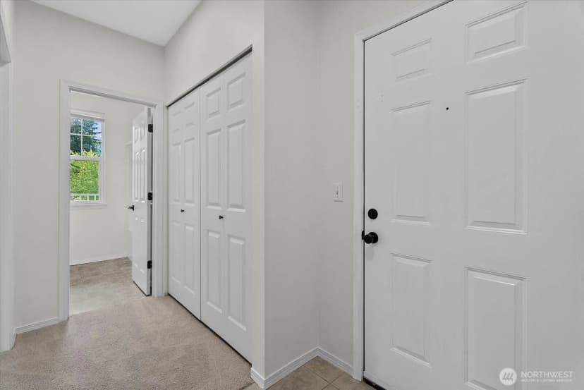 Property photo for 12712 Admiralty Way #g304, Everett photo 19