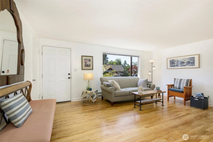 Property photo for 618 138th Street Sw, Burien photo 8