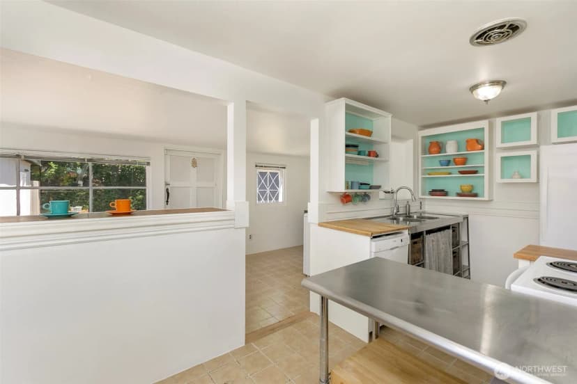 Property photo for 618 138th Street Sw, Burien photo 14