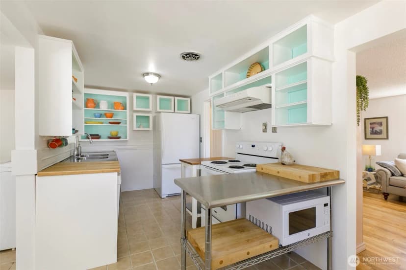 Property photo for 618 138th Street Sw, Burien photo 12
