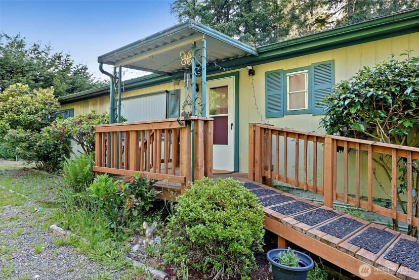 Property photo for 20715 84th Ave E, Spanaway photo 2