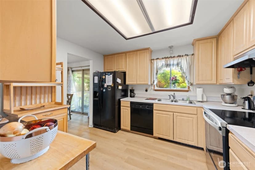 Property photo for 5708 78th Street E, Puyallup photo 11