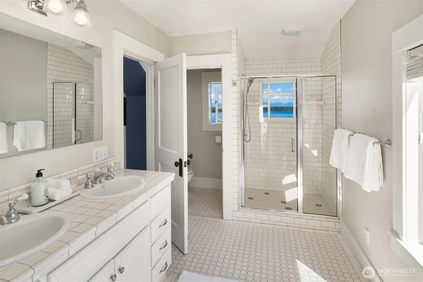 Property photo for 618 37th Avenue, Seattle photo 22
