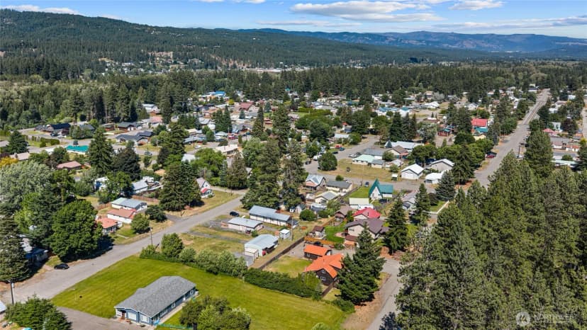 Property photo for 812 Madison Avenue, South Cle Elum photo 35