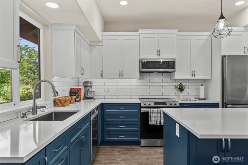 Property photo for 12217 Waller Road E, Tacoma photo 10
