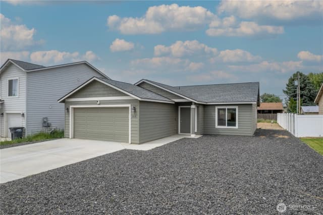 Property photo for 322 W 6th Street, Warden photo 4