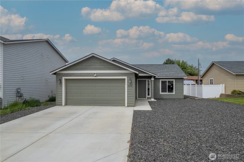 Property photo for 322 W 6th Street, Warden photo 2