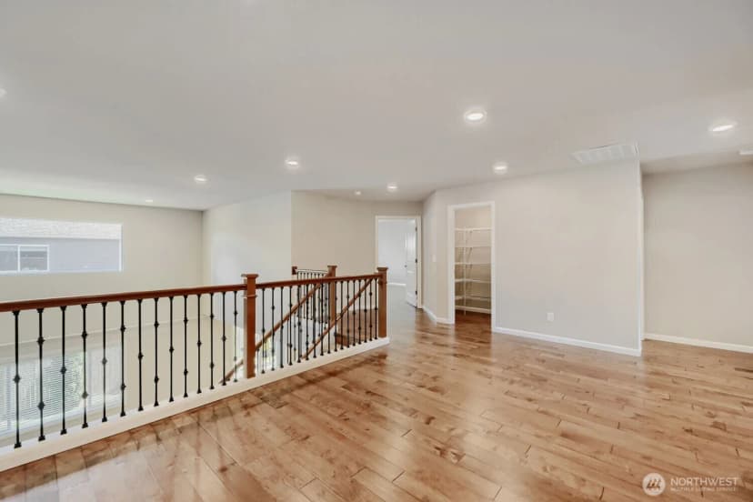 Property photo for 18623 39th Drive Se, Bothell photo 17