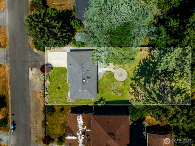 Property photo for 15520 32nd Avenue Ne, Shoreline photo 32