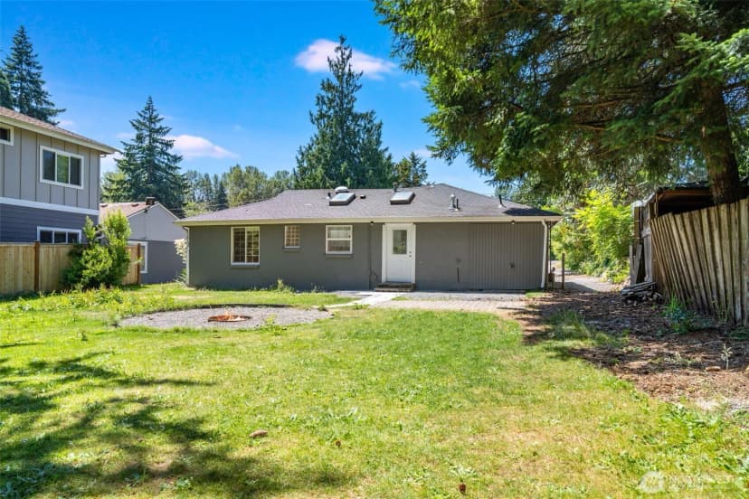 Property photo for 15520 32nd Avenue Ne, Shoreline photo 26