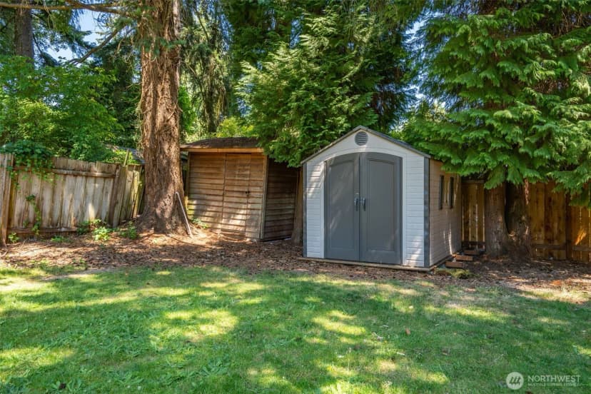 Property photo for 15520 32nd Avenue Ne, Shoreline photo 30