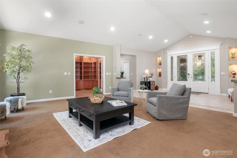Property photo for 18330 Se 195th Place, Renton photo 8