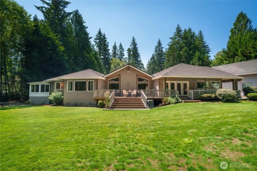 Property photo for 18330 Se 195th Place, Renton photo 34