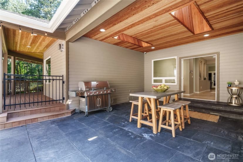 Property photo for 18330 Se 195th Place, Renton photo 31