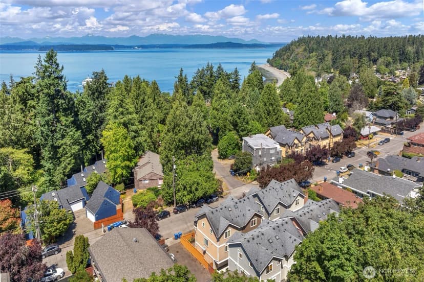 Property photo for 9130 45th Avenue Sw ##b, Seattle photo 34