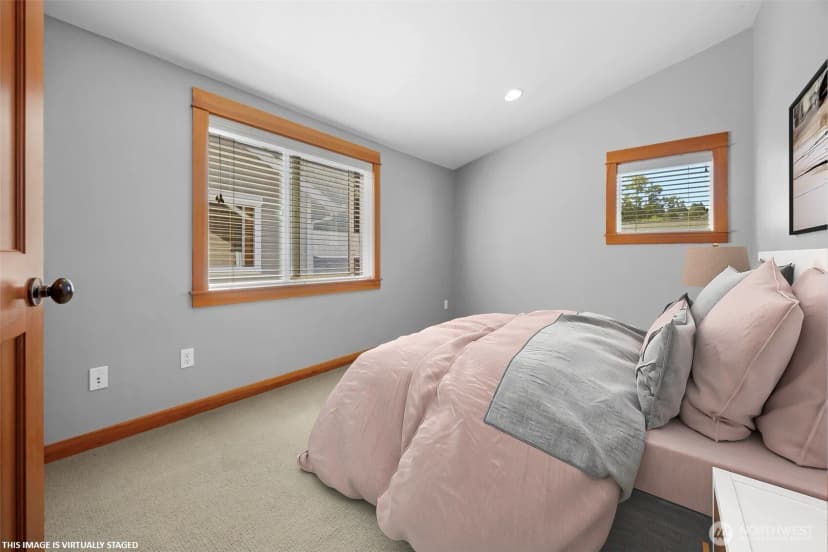 Property photo for 9130 45th Avenue Sw ##b, Seattle photo 23