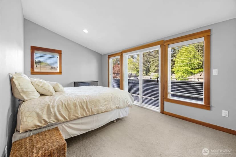Property photo for 9130 45th Avenue Sw ##b, Seattle photo 27