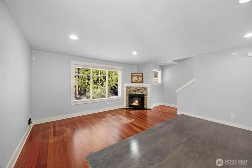 Property photo for 9130 45th Avenue Sw ##b, Seattle photo 20