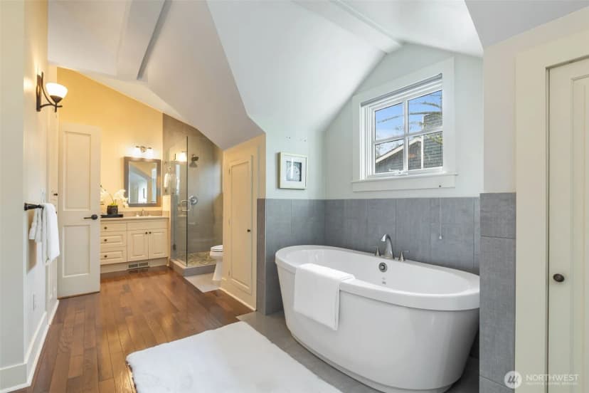 Property photo for 7626 Ne 8th Street, Medina photo 26