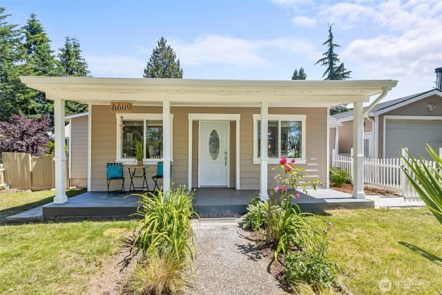 Property photo for 6609 Elliot Way, Everett