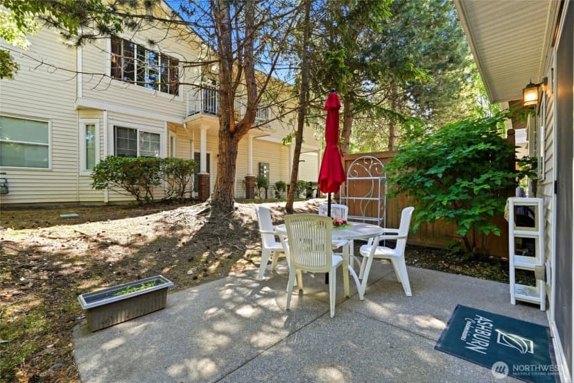 Property photo for 4740 Lake Place South #a, Renton photo 25