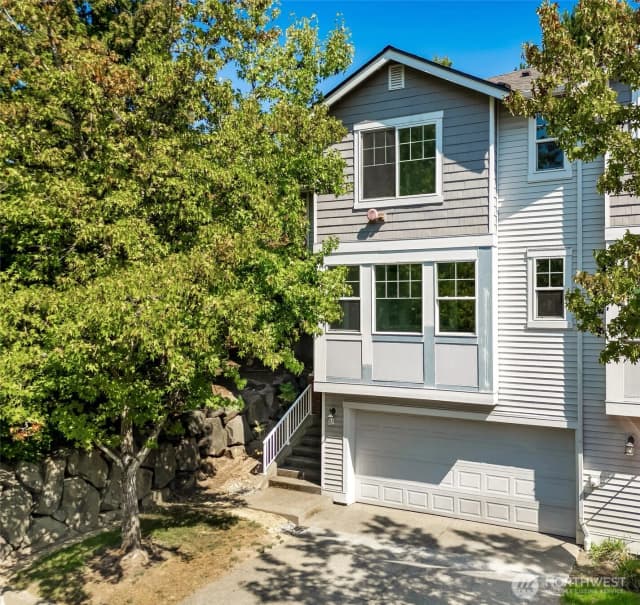 Property photo for 4740 Lake Place South #a, Renton photo 4