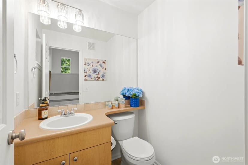 Property photo for 4740 Lake Place South #a, Renton photo 17