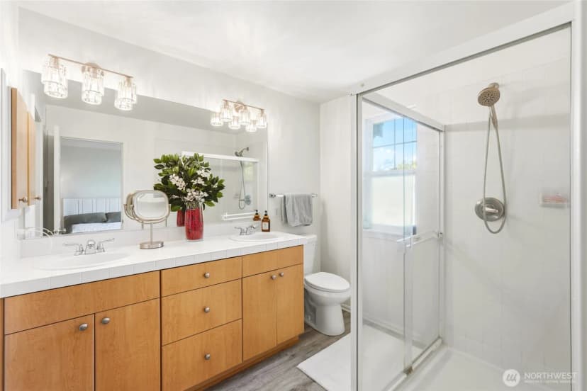 Property photo for 4740 Lake Place South #a, Renton photo 19