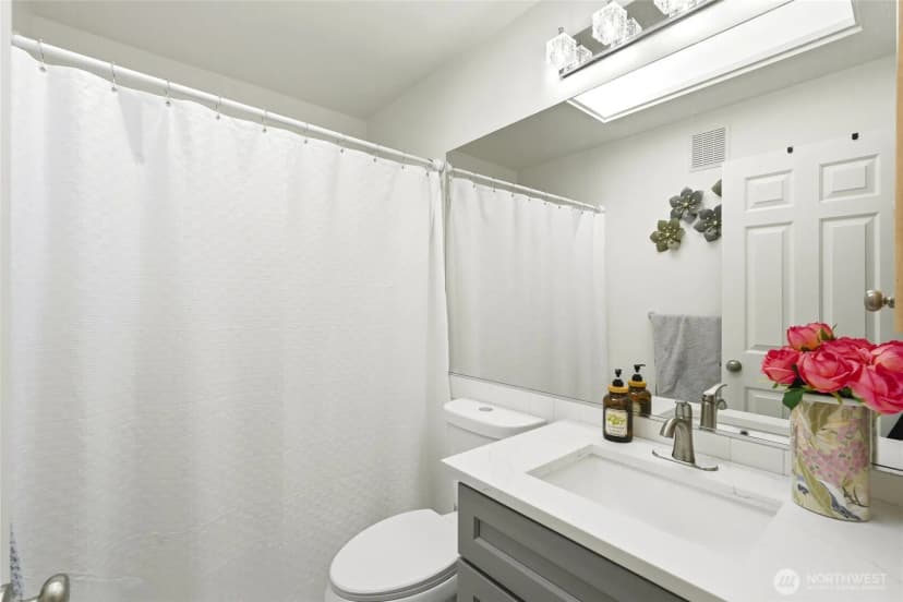 Property photo for 4740 Lake Place South #a, Renton photo 21