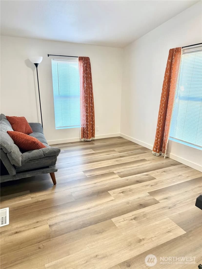 Property photo for 1314 Whitney Avenue, Bremerton photo 16