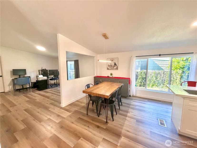 Property photo for 1314 Whitney Avenue, Bremerton photo 9