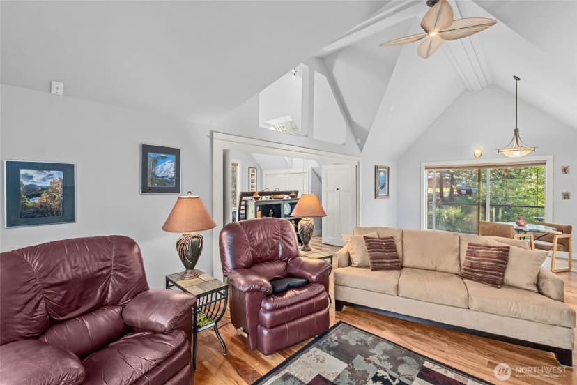 Property photo for 41840 Porcupine Bay Road N, Davenport photo 22