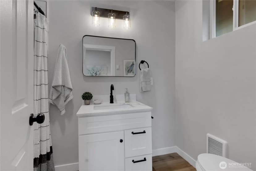 Property photo for 307 S Exchange Street, Aberdeen photo 8