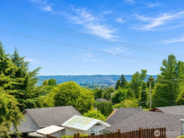 Property photo for 4848 S 170th Street, Sea Tac photo 4