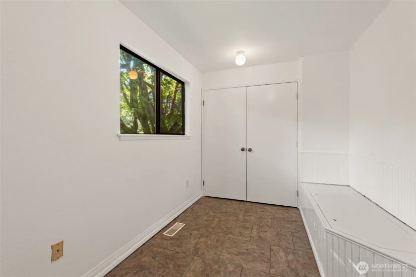 Property photo for 13257 Se 54th Place, Bellevue photo 21