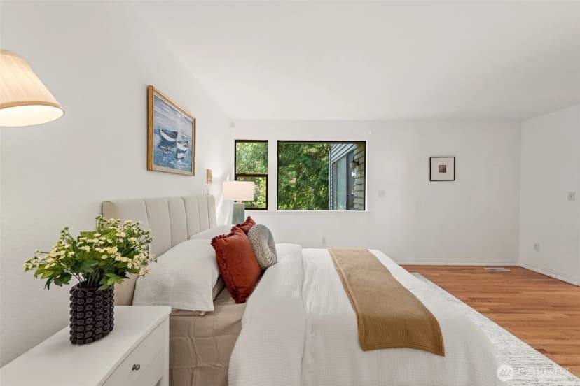 Property photo for 13257 Se 54th Place, Bellevue photo 12
