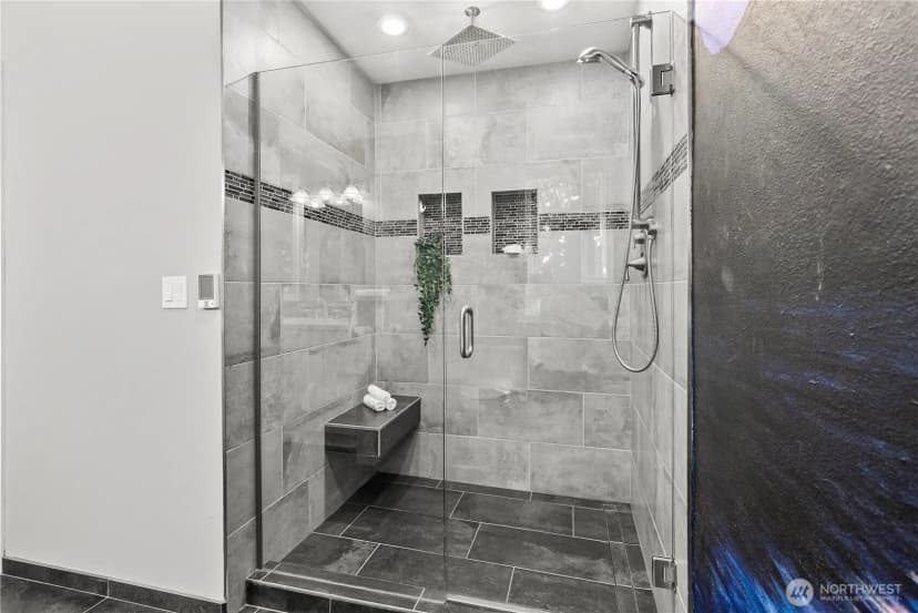 Property photo for 9123 Ne 145th Street, Kirkland photo 13