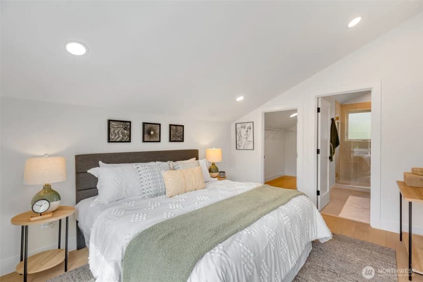 Property photo for 10053 8th Avenue Nw, Seattle photo 20