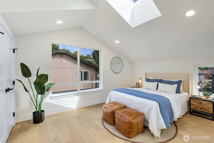 Property photo for 10053 8th Avenue Nw, Seattle photo 12