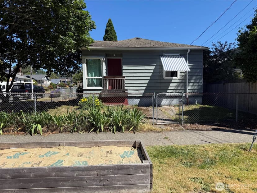 Property photo for 5050 50th Avenue Sw, Seattle photo 7