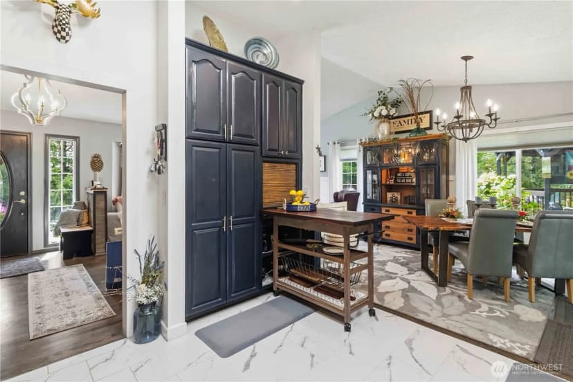 Property photo for 209 W Beacon Hill Drive, Longview photo 11