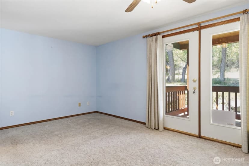 Property photo for 301 Main Street, Riverside photo 14