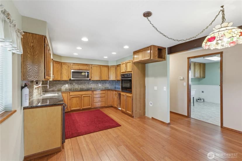 Property photo for 301 Main Street, Riverside photo 5