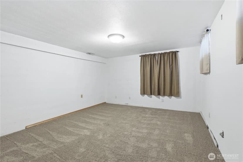 Property photo for 301 Main Street, Riverside photo 25